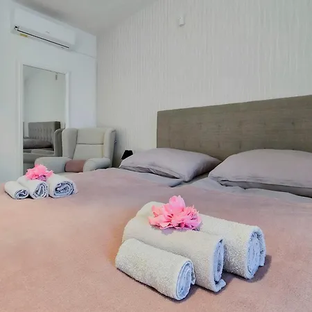 Medencepart Apartman Siofok Exterior photo